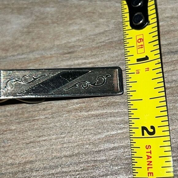 Vintage Etched Tie Clasp  Men’s Gold Tone Classic Old Money Classic Grandpa Core - Picture 3 of 6